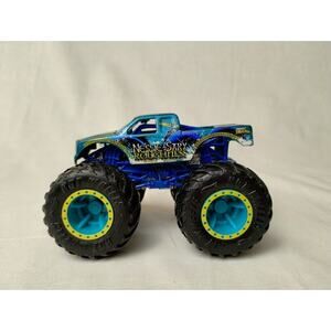 Hot Wheels Monster Jam - Nessie Sary Roughness 1:64 Diecast Monster Truck